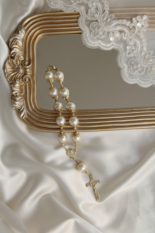 Filigree Pearl Decade Rosary — Gold